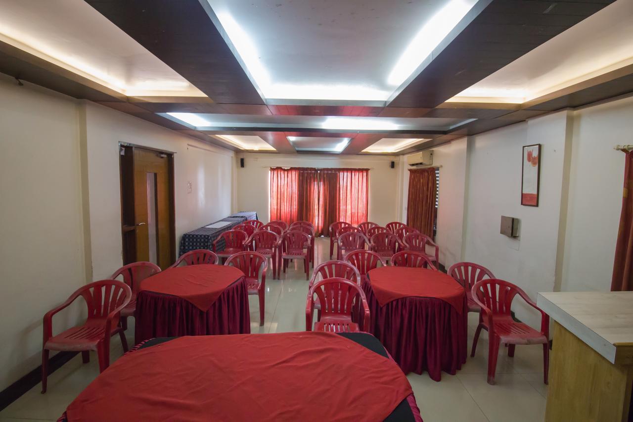 Oyo 24197 Saptaruchi 호텔 Pimpri-Chinchwad 외부 사진