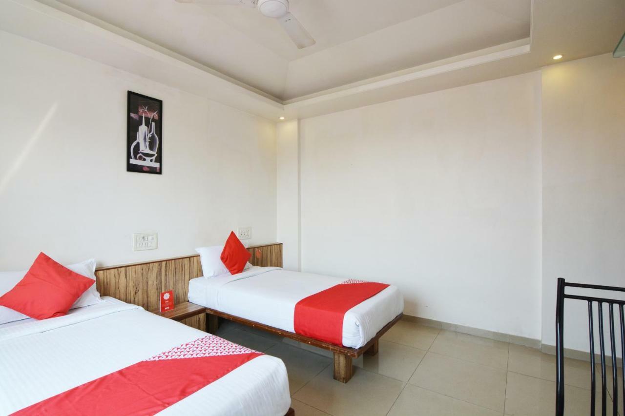 Oyo 24197 Saptaruchi 호텔 Pimpri-Chinchwad 외부 사진